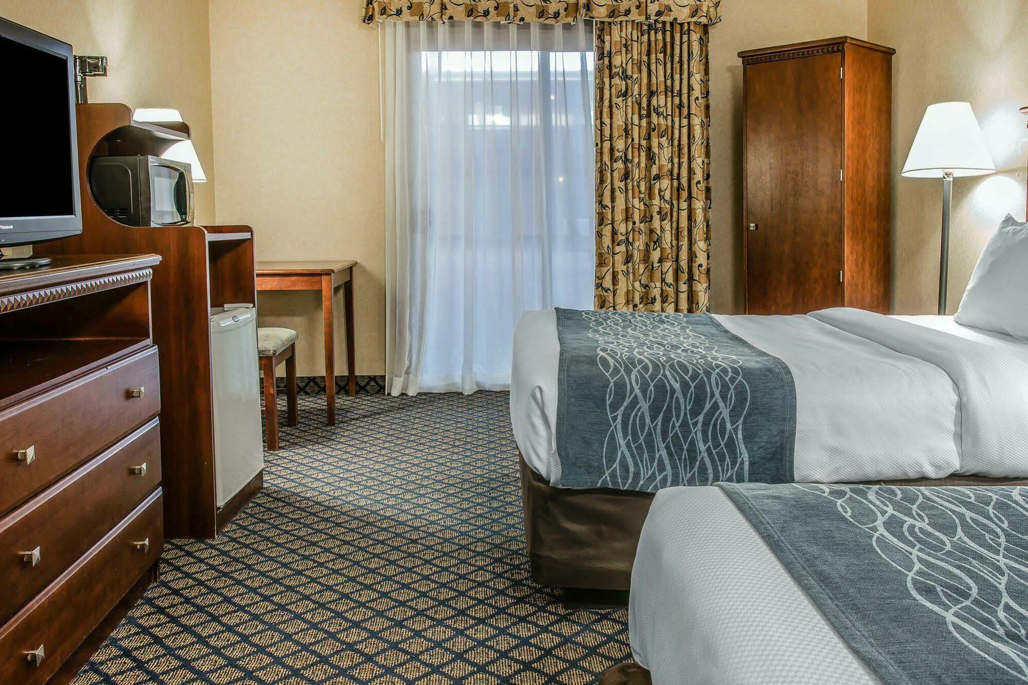 Quality Inn & Suites Coldwater Near I-69 Exteriör bild